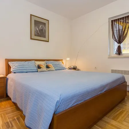 Tomazin Apartmán
